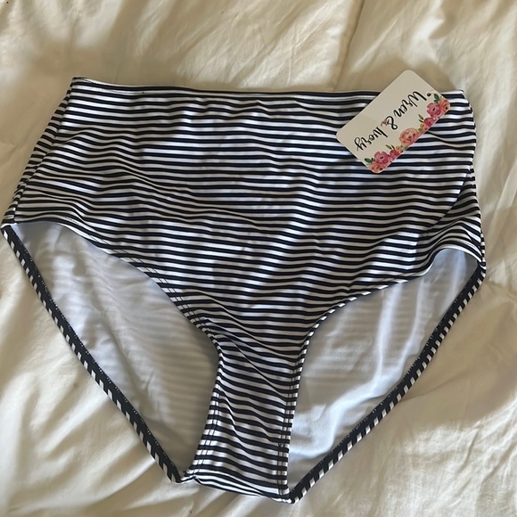 NWT high waisted swim bottom - Picture 1 of 6